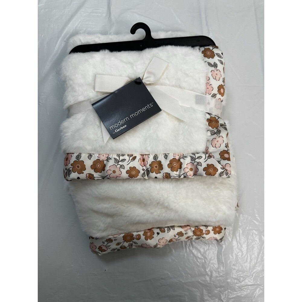 Modern Moments by Gerber White Plush Blanket w/Floral Pink/Tan 30x40in